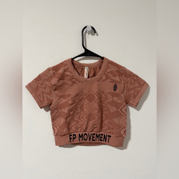 New Free People run the distance baby tee - Womens - Picture 3 of 9